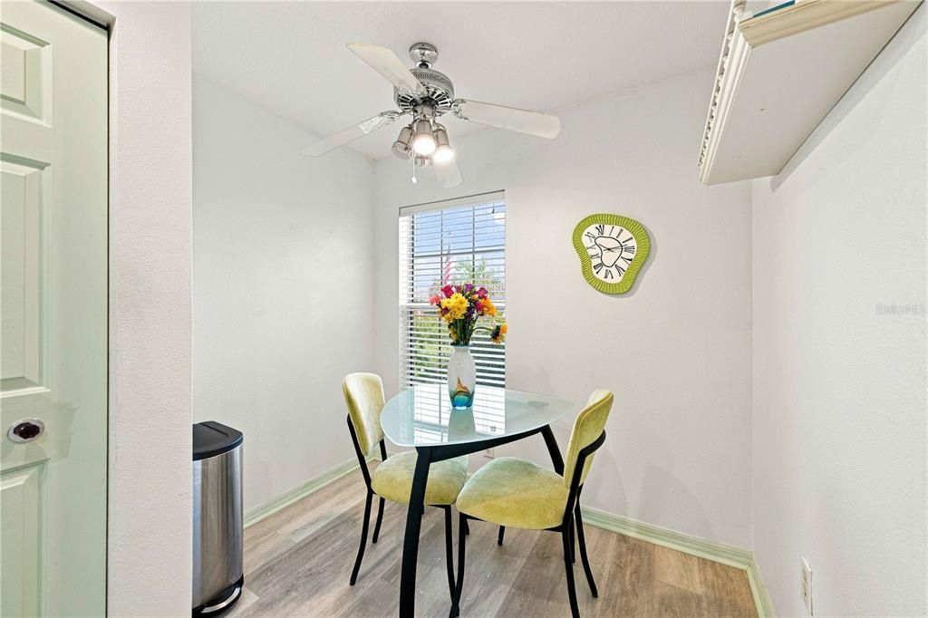 For Sale: $249,000 (3 beds, 2 baths, 1576 Square Feet)