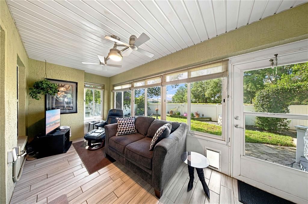 For Sale: $249,000 (3 beds, 2 baths, 1576 Square Feet)