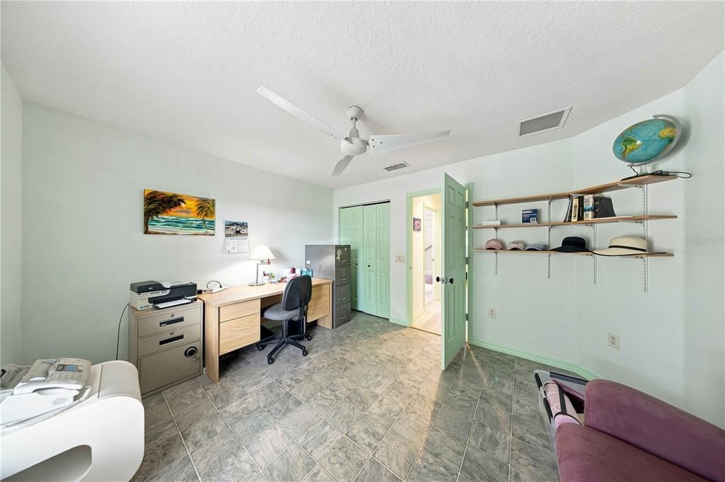 For Sale: $249,000 (3 beds, 2 baths, 1576 Square Feet)