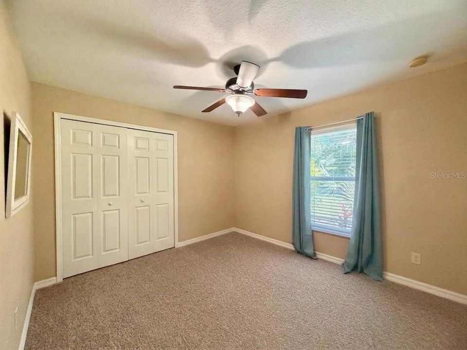 For Sale: $379,900 (3 beds, 2 baths, 1712 Square Feet)