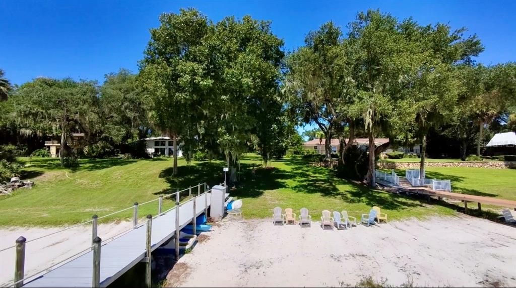 For Sale: $379,900 (3 beds, 2 baths, 1712 Square Feet)