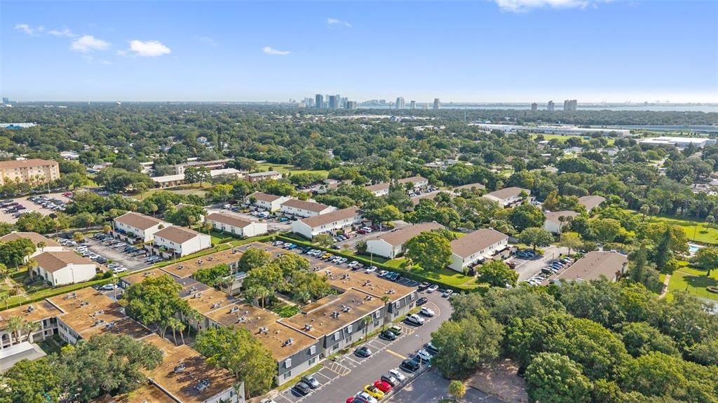 For Sale: $284,900 (2 beds, 1 baths, 1044 Square Feet)