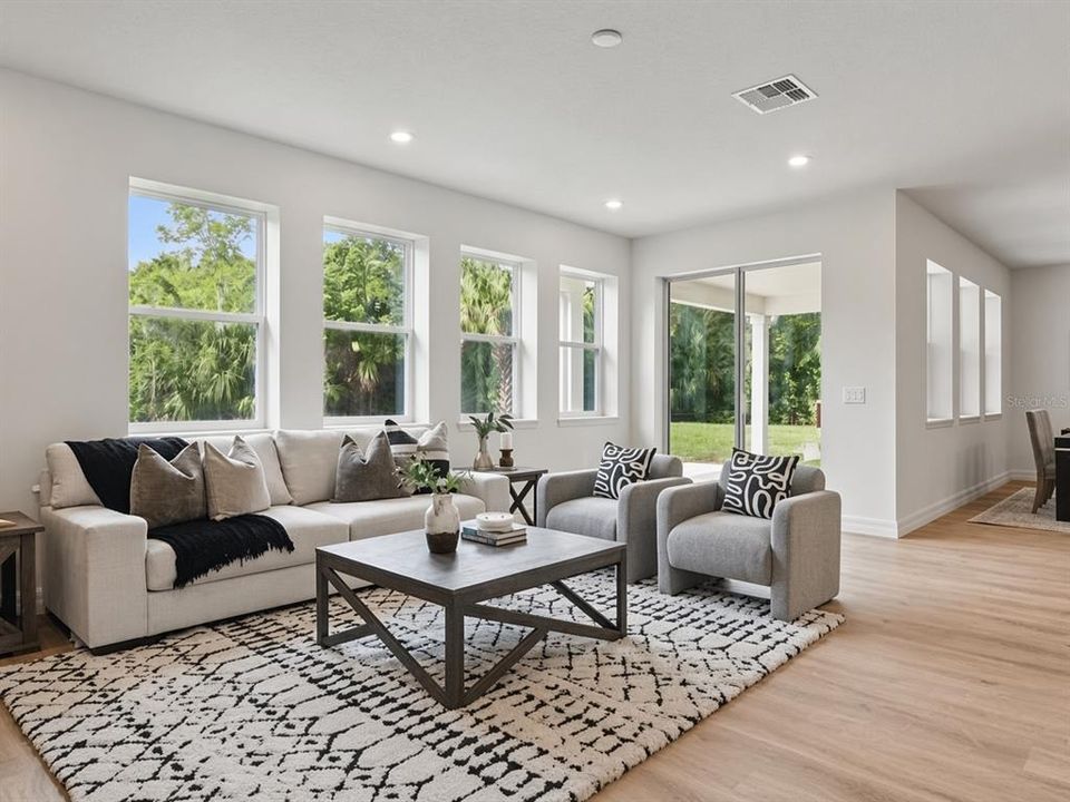 For Sale: $1,425,000 (5 beds, 2 baths, 3450 Square Feet)