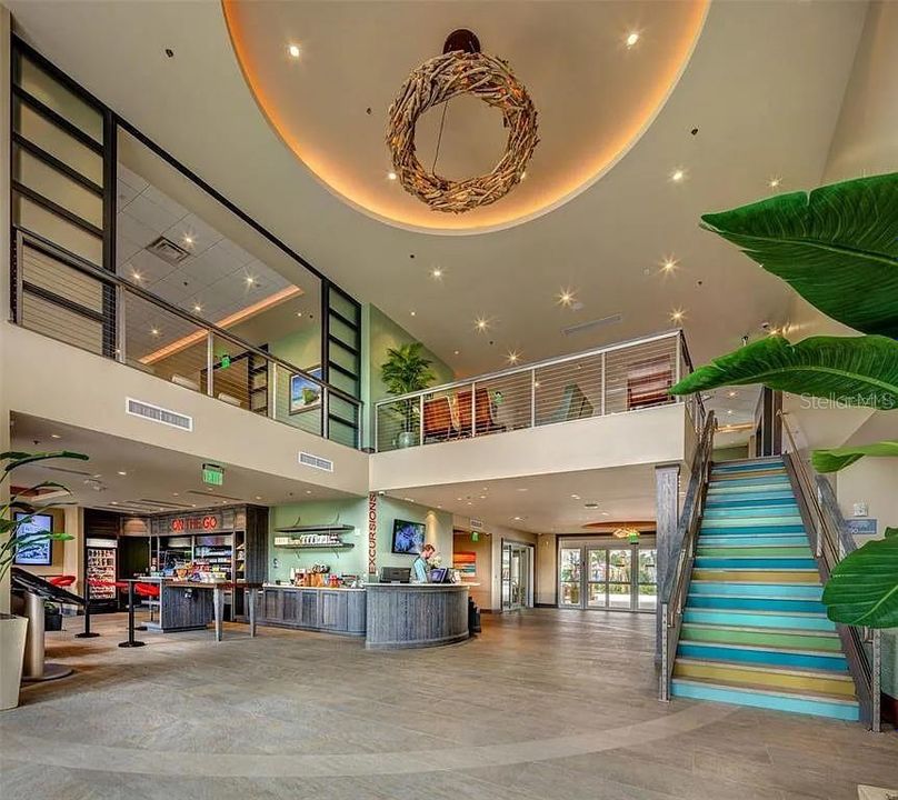 For Sale: $629,000 (5 beds, 5 baths, 2570 Square Feet)