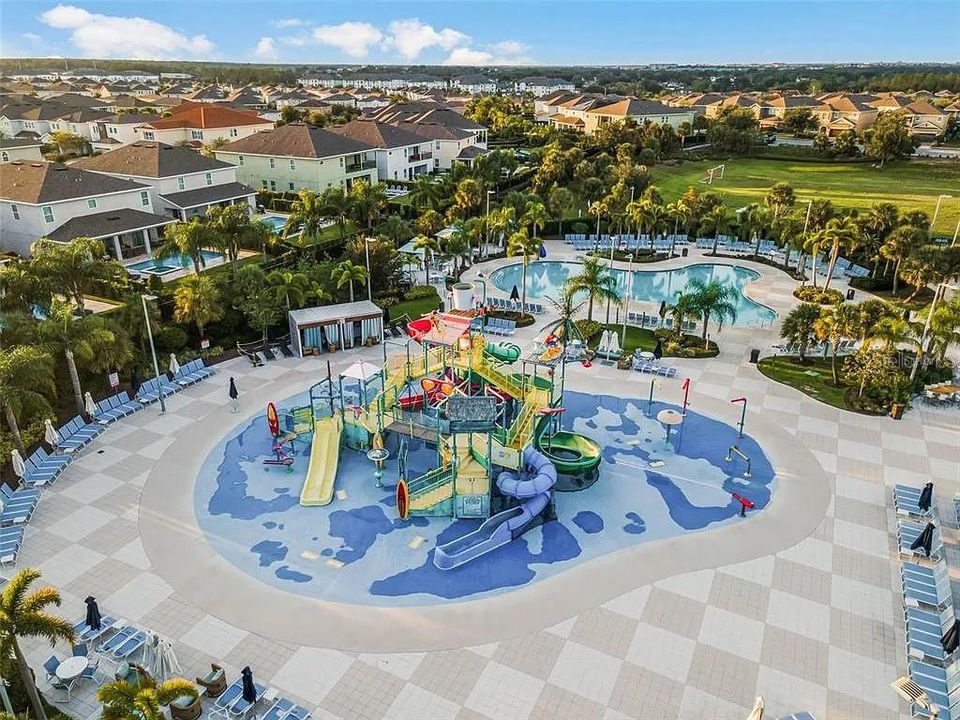 For Sale: $629,000 (5 beds, 5 baths, 2570 Square Feet)