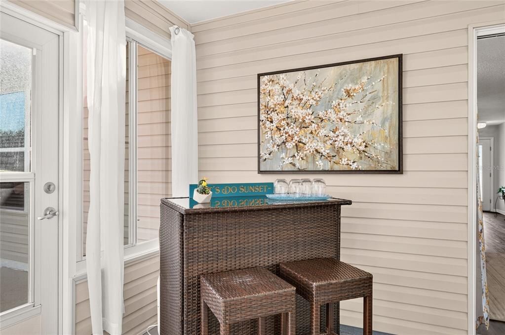 Active With Contract: $319,900 (3 beds, 2 baths, 1240 Square Feet)