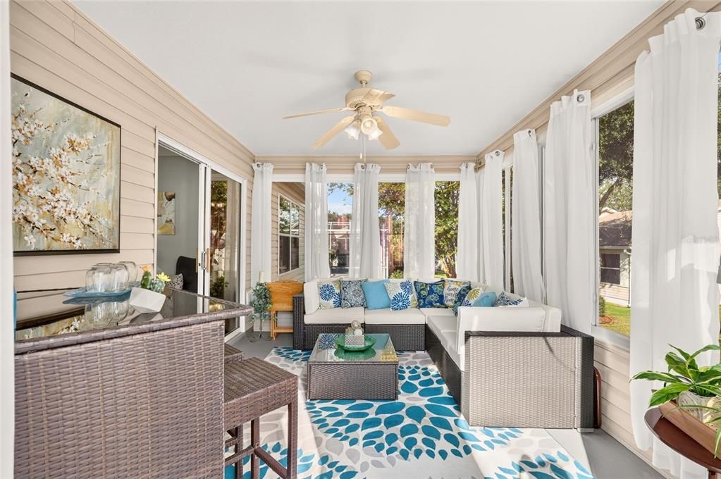 Active With Contract: $319,900 (3 beds, 2 baths, 1240 Square Feet)