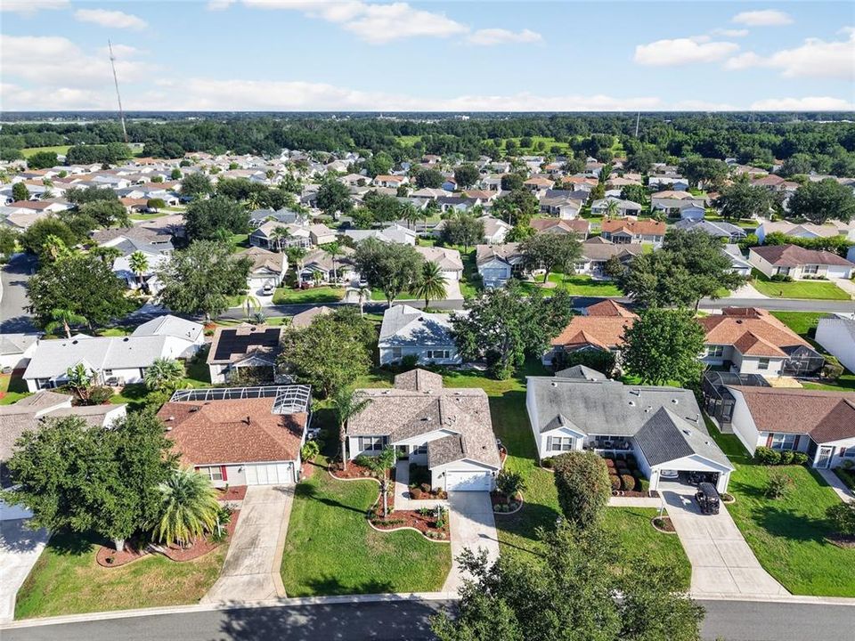 Active With Contract: $319,900 (3 beds, 2 baths, 1240 Square Feet)