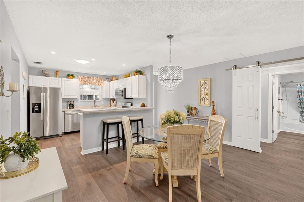 Active With Contract: $319,900 (3 beds, 2 baths, 1240 Square Feet)