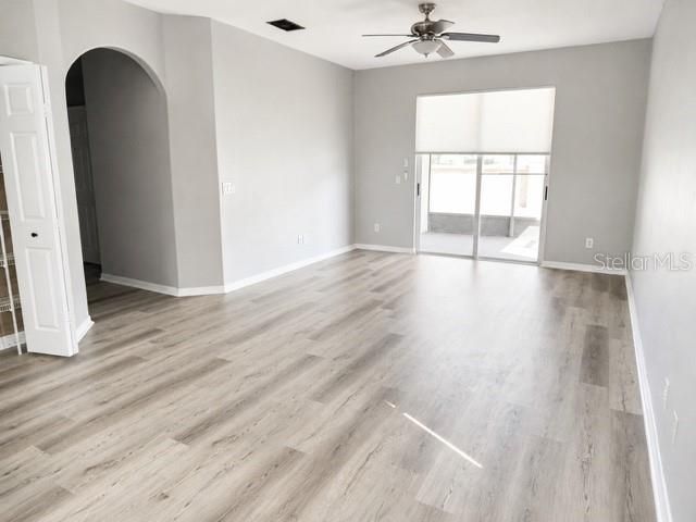 For Rent: $2,600 (3 beds, 2 baths, 1426 Square Feet)