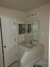 For Rent: $2,100 (3 beds, 2 baths, 1264 Square Feet)