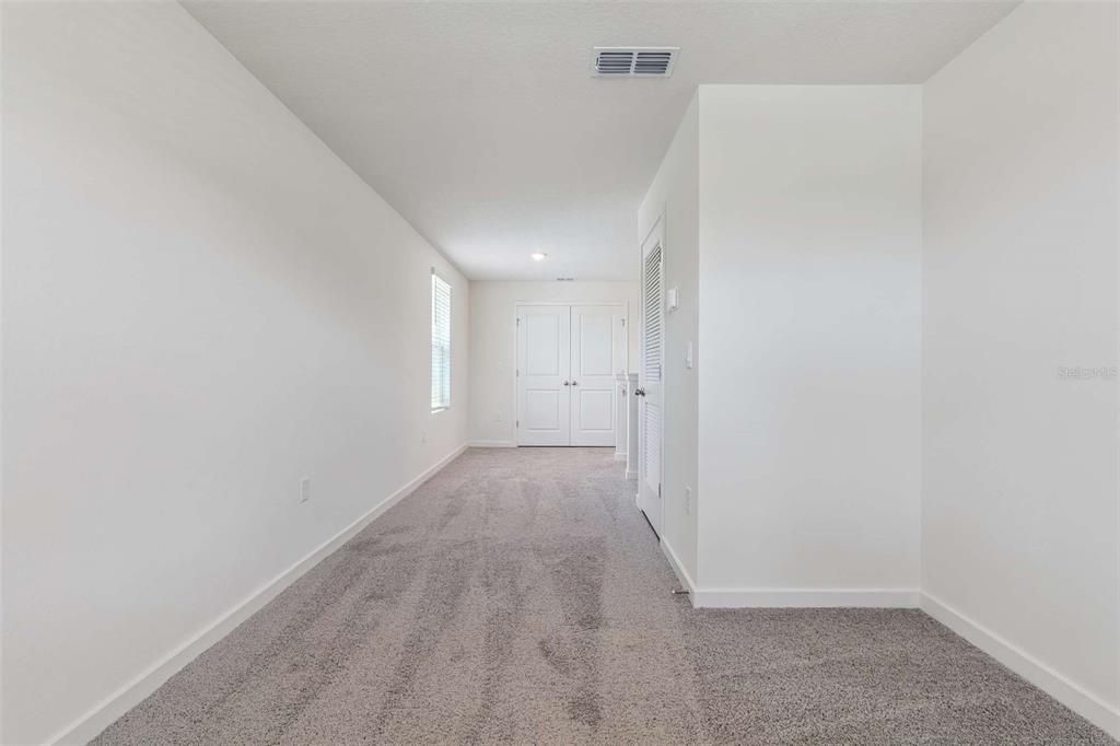 For Rent: $2,400 (3 beds, 2 baths, 1758 Square Feet)