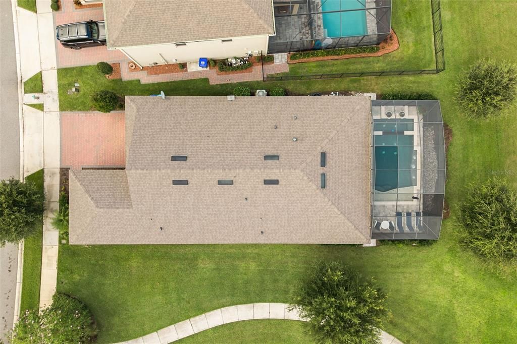 En Venta: $777,000 (4 camas, 3 baños, 2117 Pies cuadrados)