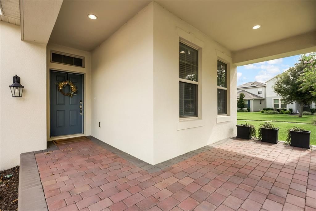 En Venta: $777,000 (4 camas, 3 baños, 2117 Pies cuadrados)