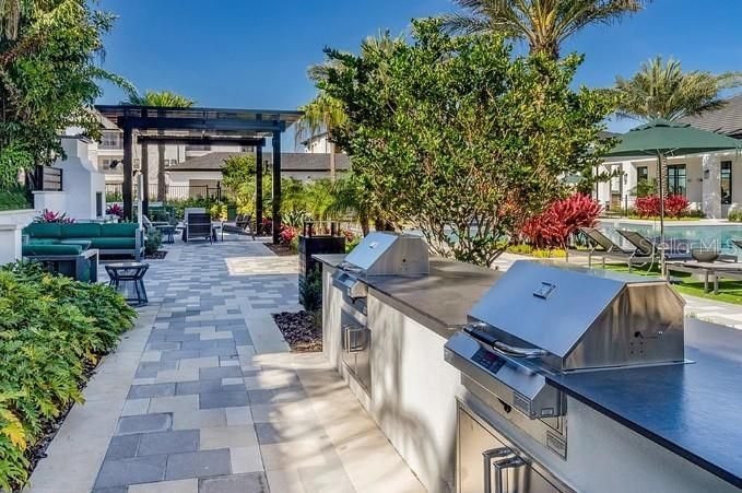 En Venta: $777,000 (4 camas, 3 baños, 2117 Pies cuadrados)