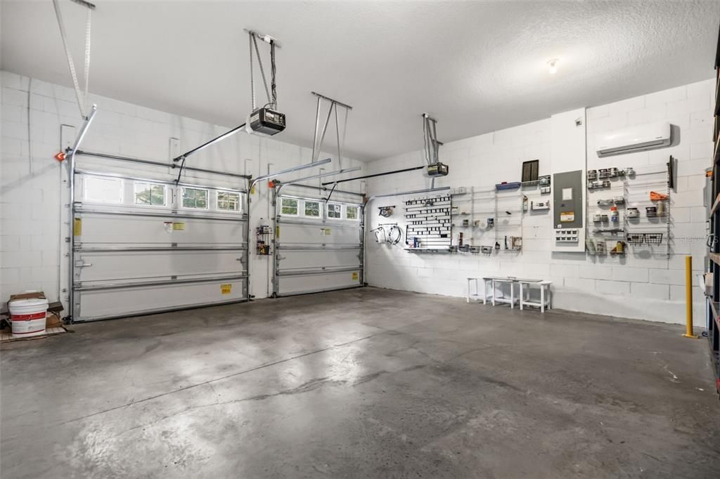 En Venta: $777,000 (4 camas, 3 baños, 2117 Pies cuadrados)