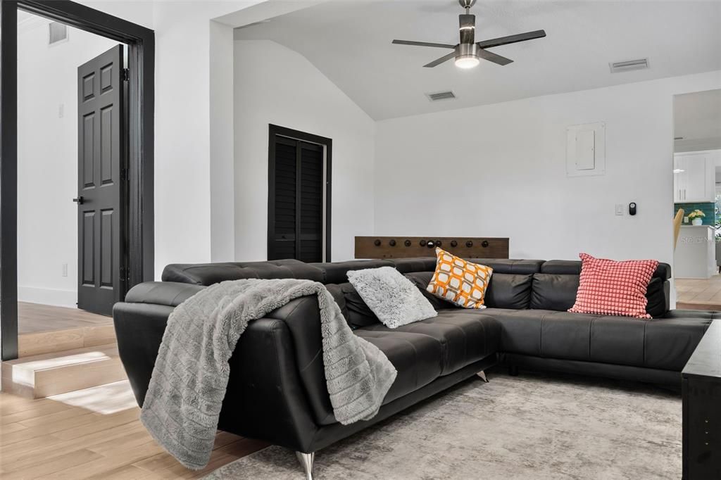 En Renta: $4,350 (3 camas, 2 baños, 1638 Pies cuadrados)