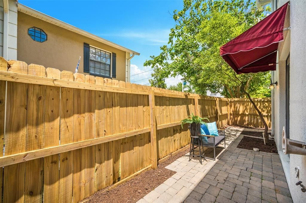 For Rent: $3,995 (3 beds, 2 baths, 1678 Square Feet)