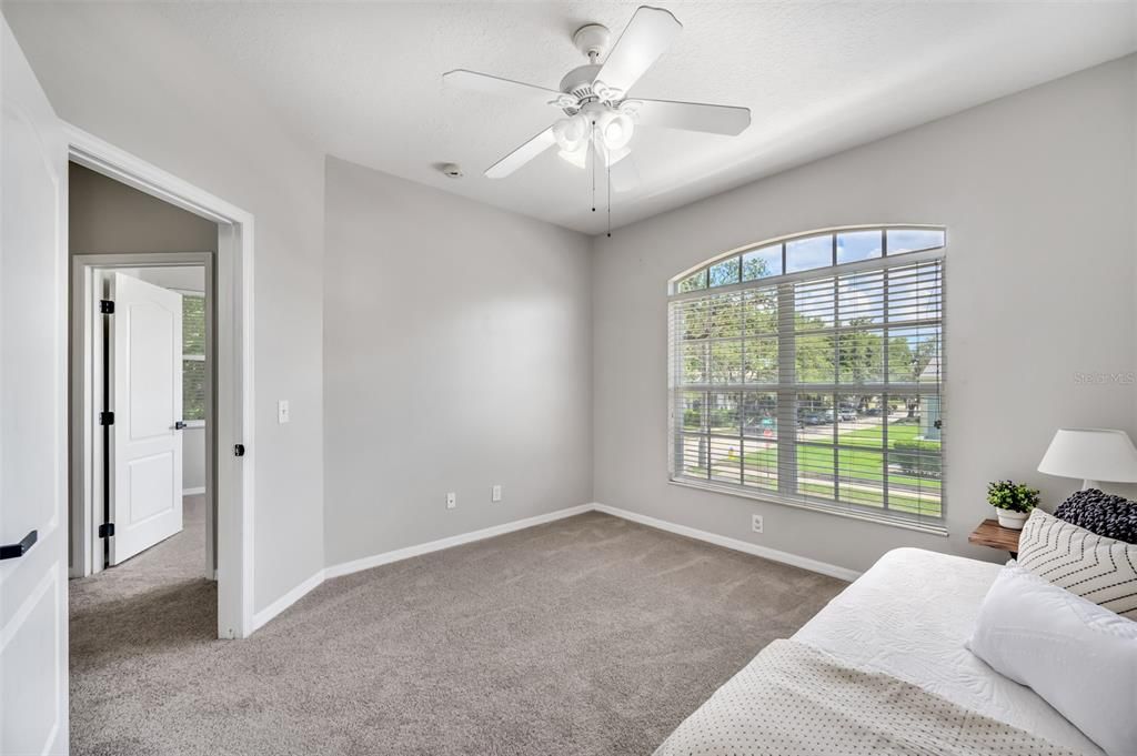 For Rent: $3,995 (3 beds, 2 baths, 1678 Square Feet)