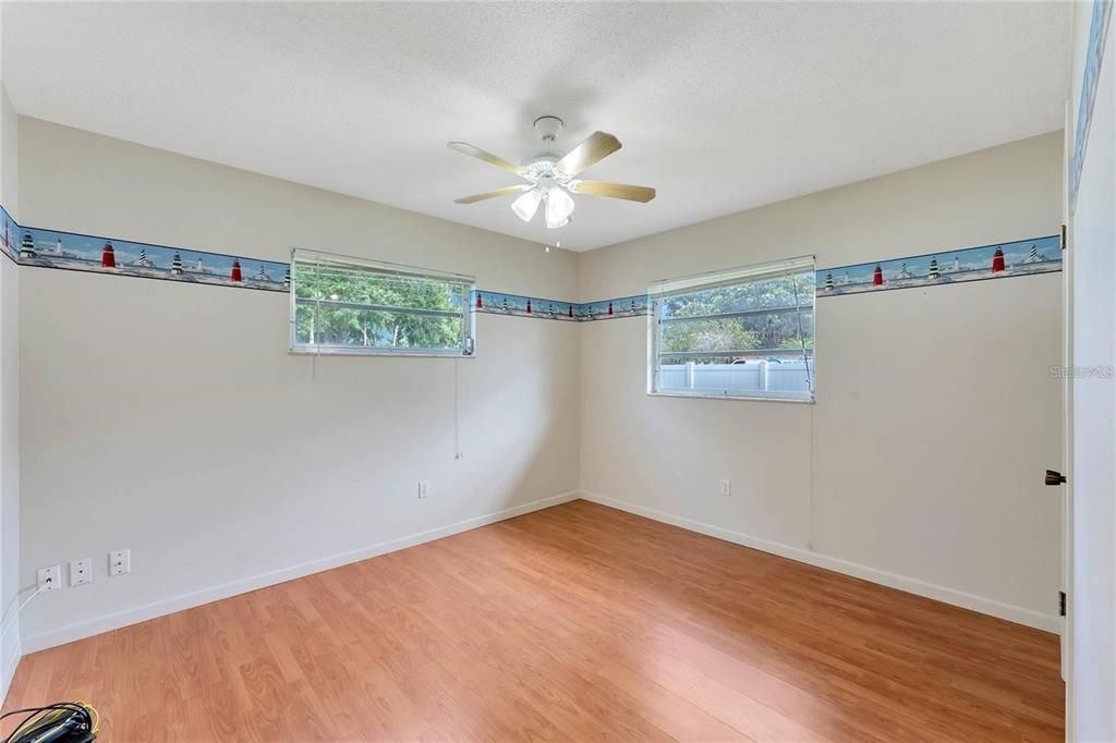 En Renta: $2,500 (3 camas, 3 baños, 1863 Pies cuadrados)