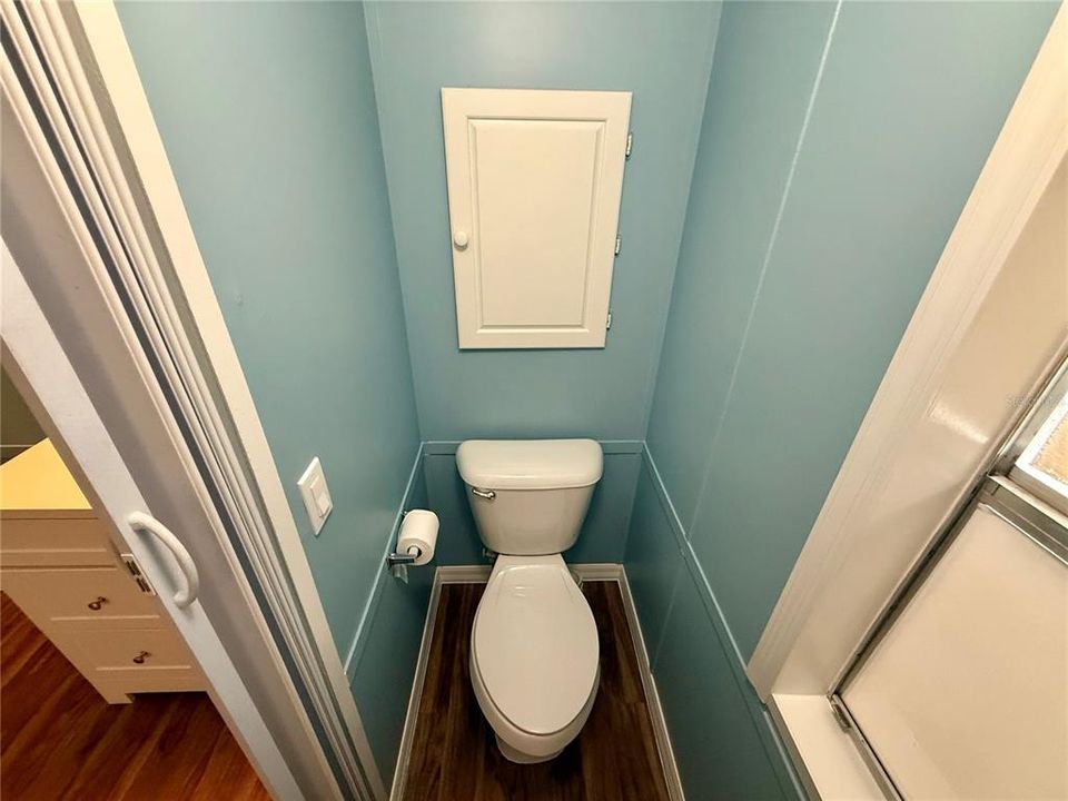 For Sale: $349,900 (3 beds, 2 baths, 1782 Square Feet)