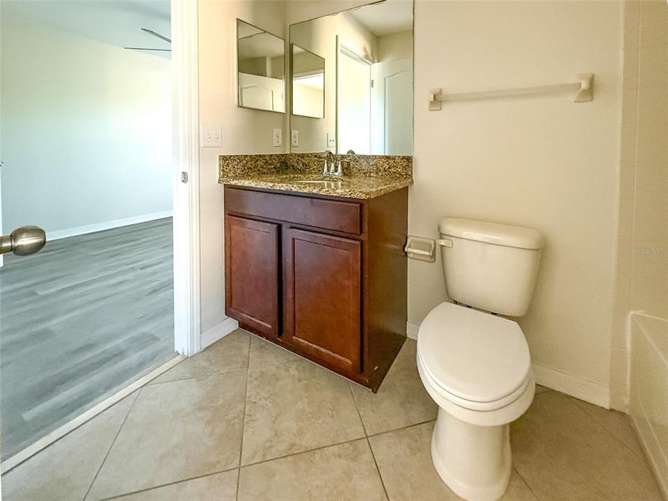 В аренду: $1,995 (3 спален, 2 ванн, 1787 Квадратных фут)