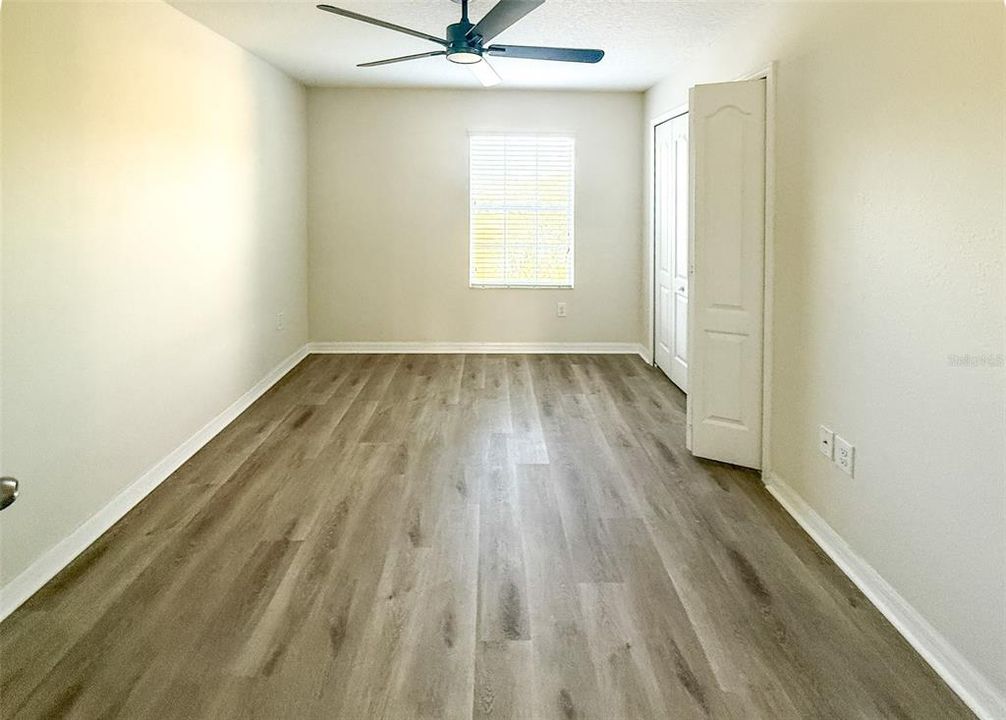 В аренду: $1,995 (3 спален, 2 ванн, 1787 Квадратных фут)