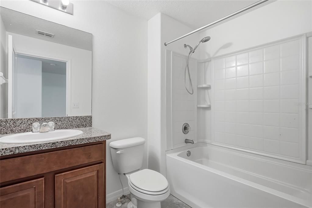 En Renta: $1,899 (3 camas, 2 baños, 1668 Pies cuadrados)