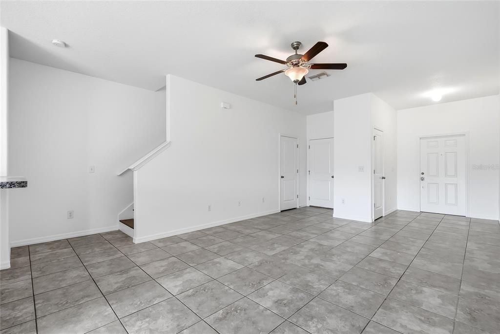 En Renta: $1,899 (3 camas, 2 baños, 1668 Pies cuadrados)