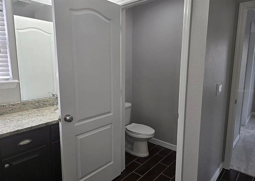 На продажу: $314,900 (3 спален, 2 ванн, 1703 Квадратных фут)