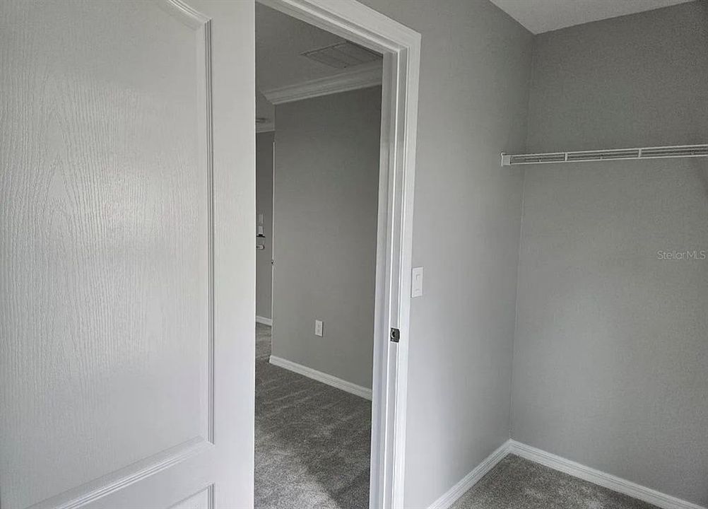На продажу: $314,900 (3 спален, 2 ванн, 1703 Квадратных фут)