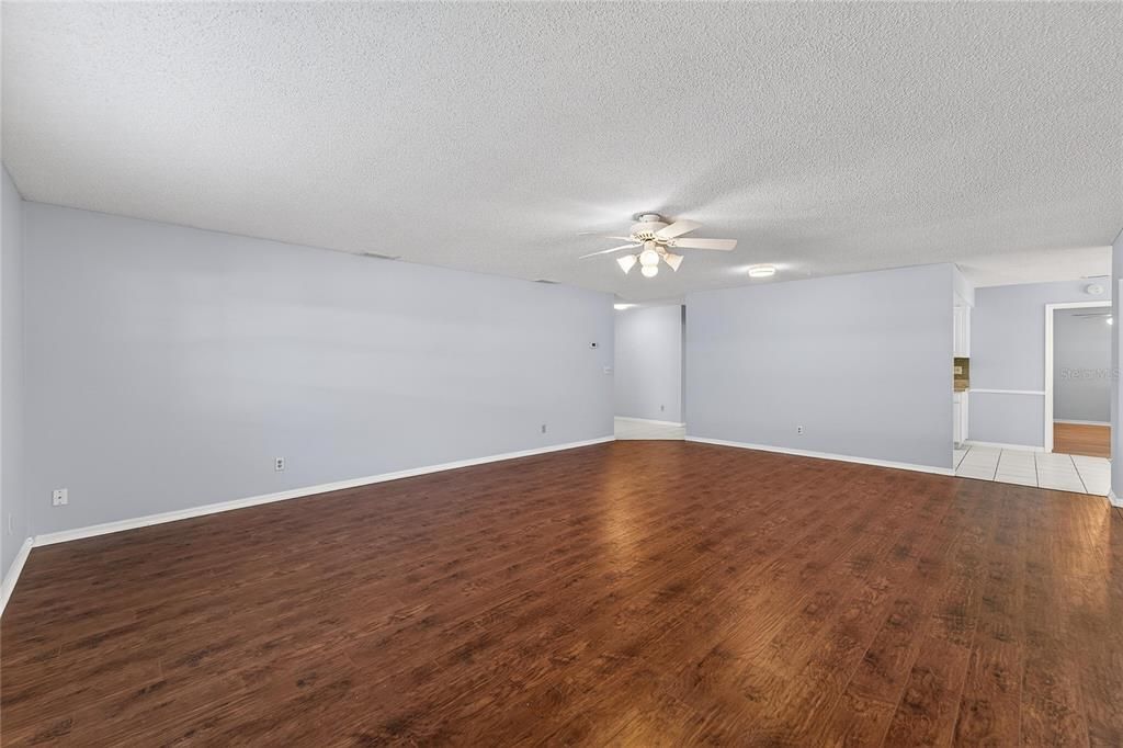 For Sale: $174,600 (2 beds, 2 baths, 1857 Square Feet)