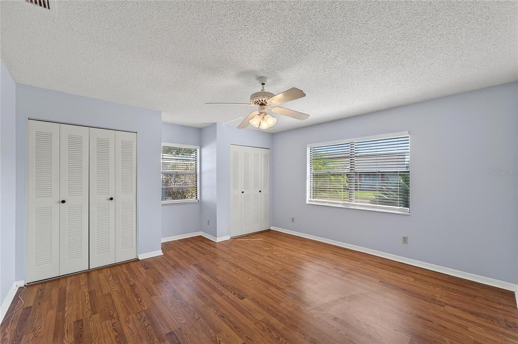 For Sale: $174,600 (2 beds, 2 baths, 1857 Square Feet)