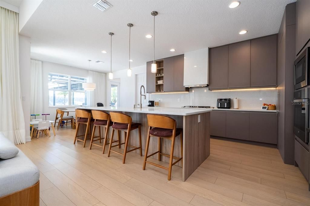 En Venta: $2,250,000 (5 camas, 5 baños, 4132 Pies cuadrados)