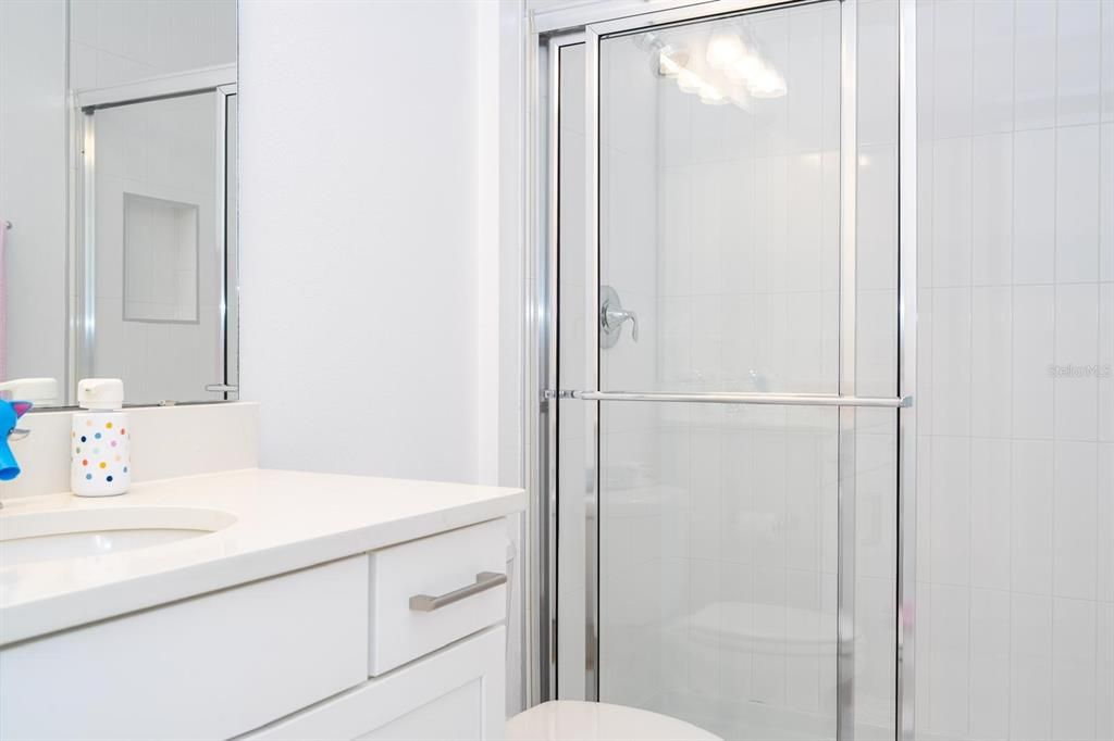 En Venta: $2,250,000 (5 camas, 5 baños, 4132 Pies cuadrados)