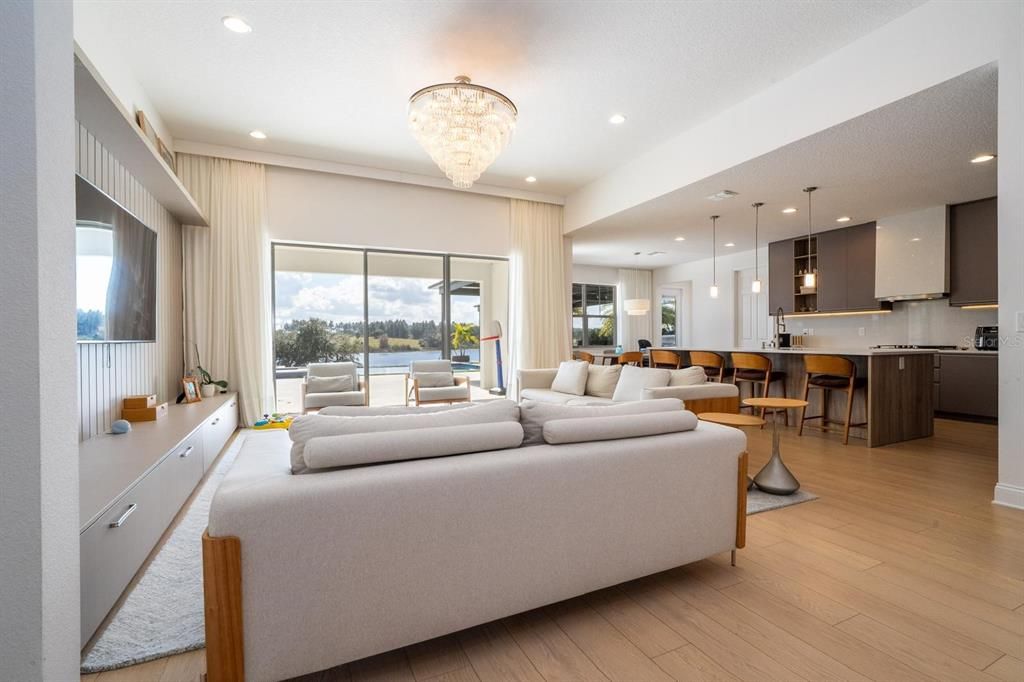 En Venta: $2,250,000 (5 camas, 5 baños, 4132 Pies cuadrados)