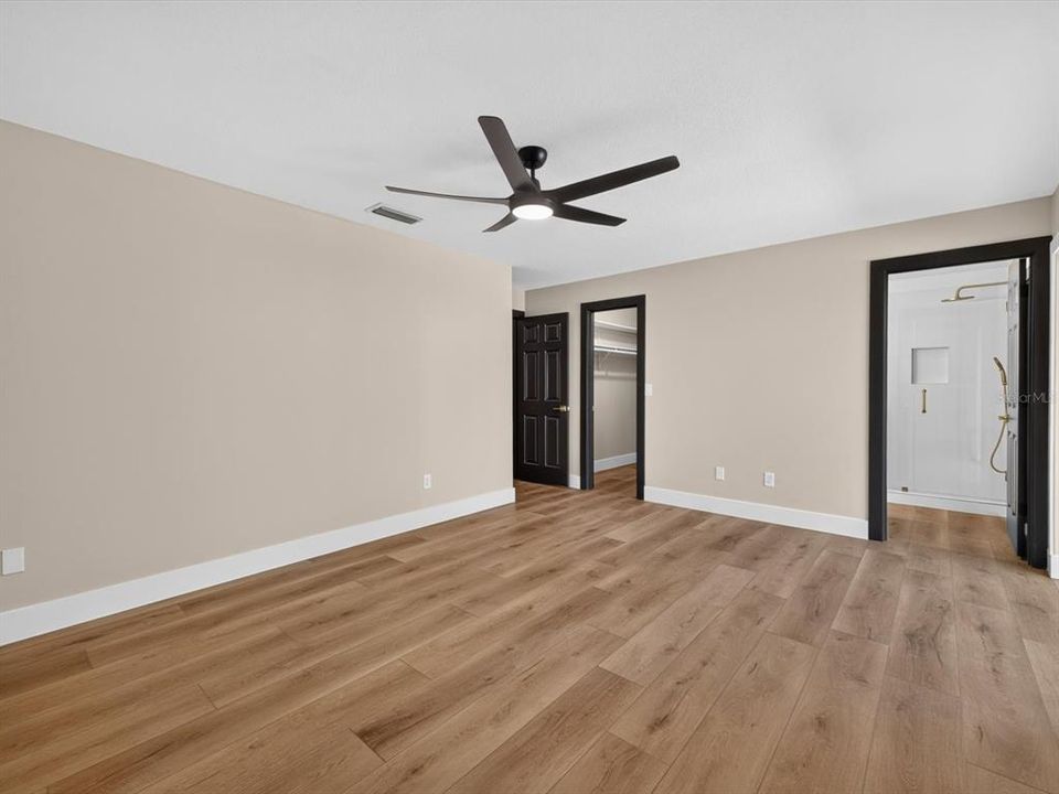 For Sale: $579,900 (4 beds, 2 baths, 2014 Square Feet)
