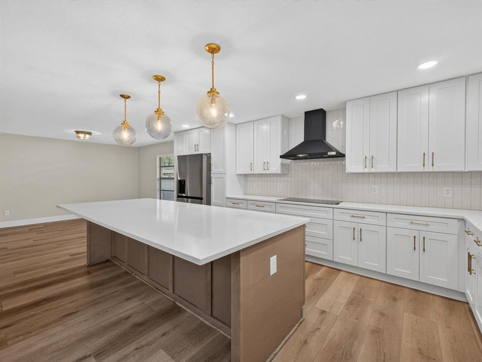 For Sale: $579,900 (4 beds, 2 baths, 2014 Square Feet)