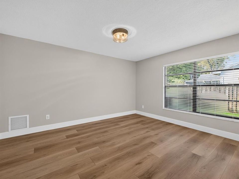 For Sale: $579,900 (4 beds, 2 baths, 2014 Square Feet)