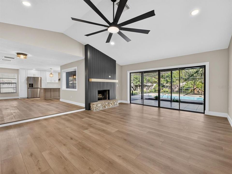 For Sale: $579,900 (4 beds, 2 baths, 2014 Square Feet)