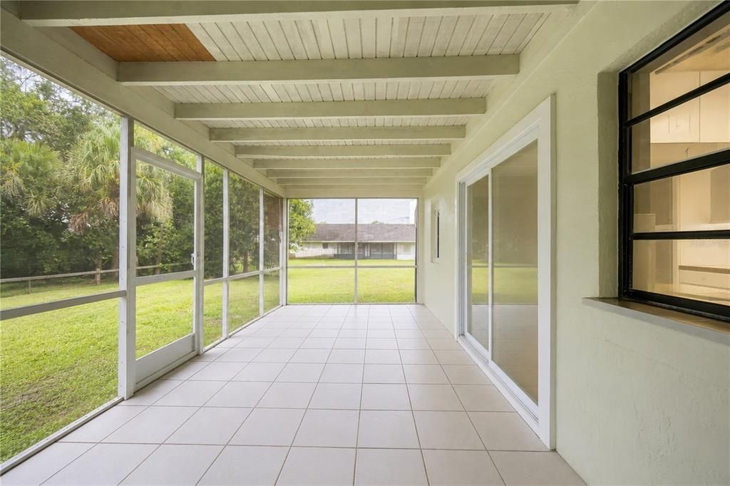 En Venta: $269,900 (3 camas, 2 baños, 1652 Pies cuadrados)