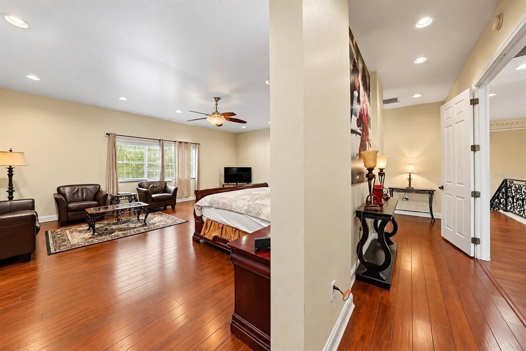 En Venta: $2,995,000 (5 camas, 5 baños, 5520 Pies cuadrados)