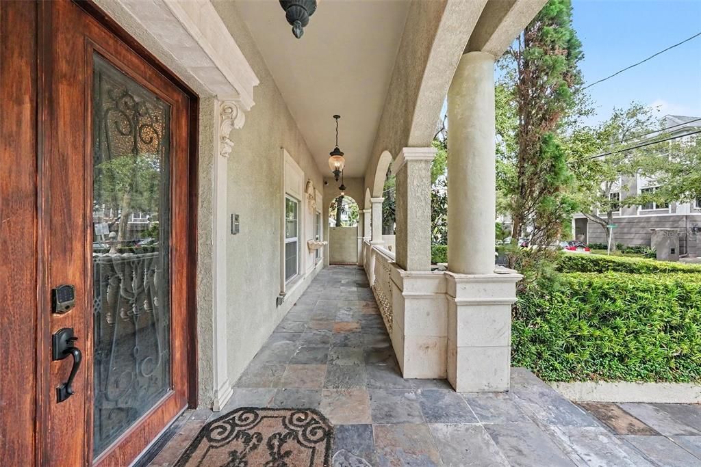 En Venta: $2,995,000 (5 camas, 5 baños, 5520 Pies cuadrados)