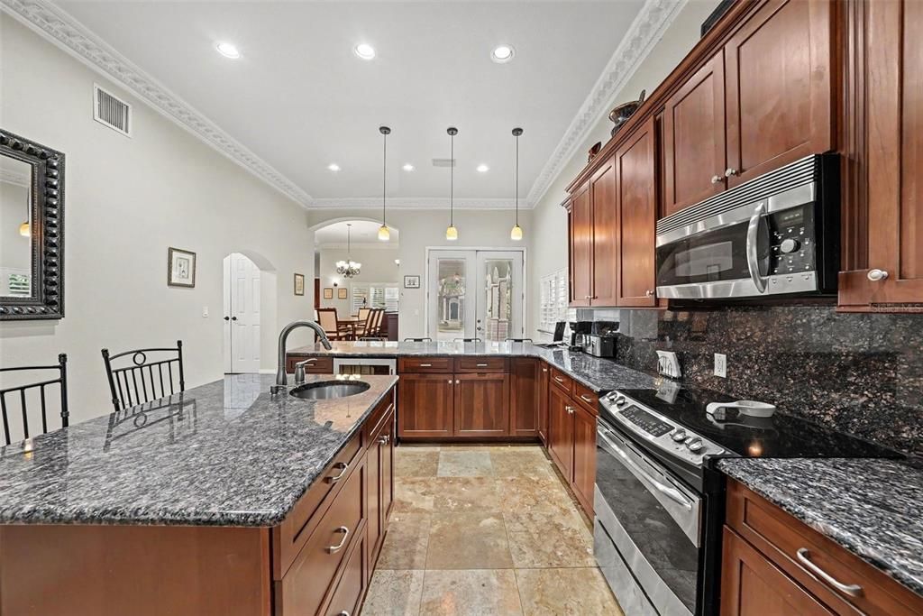 En Venta: $2,995,000 (5 camas, 5 baños, 5520 Pies cuadrados)