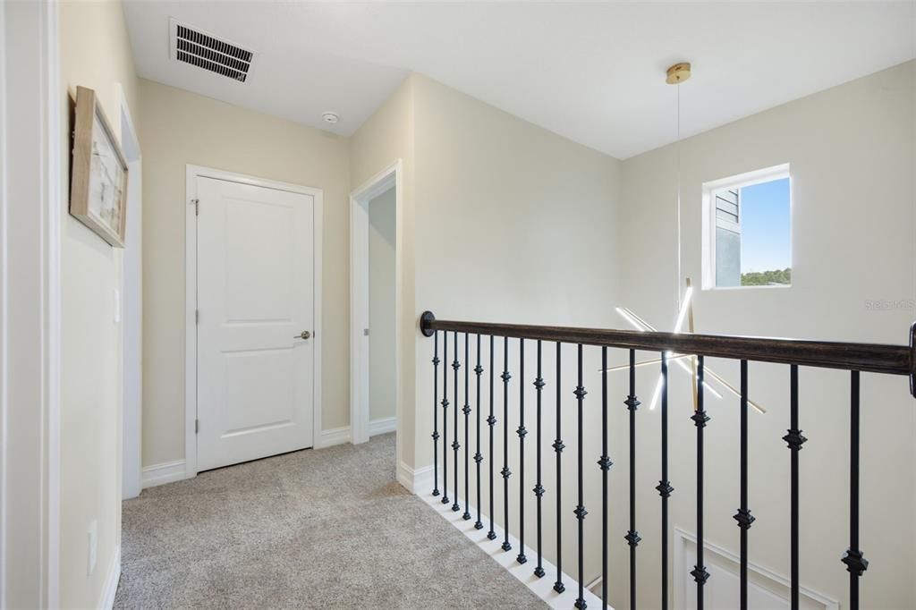 For Sale: $875,000 (5 beds, 4 baths, 3334 Square Feet)