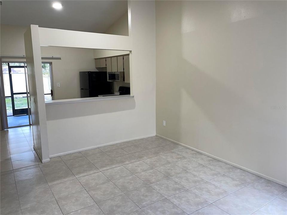 В аренду: $1,550 (2 спален, 2 ванн, 936 Квадратных фут)