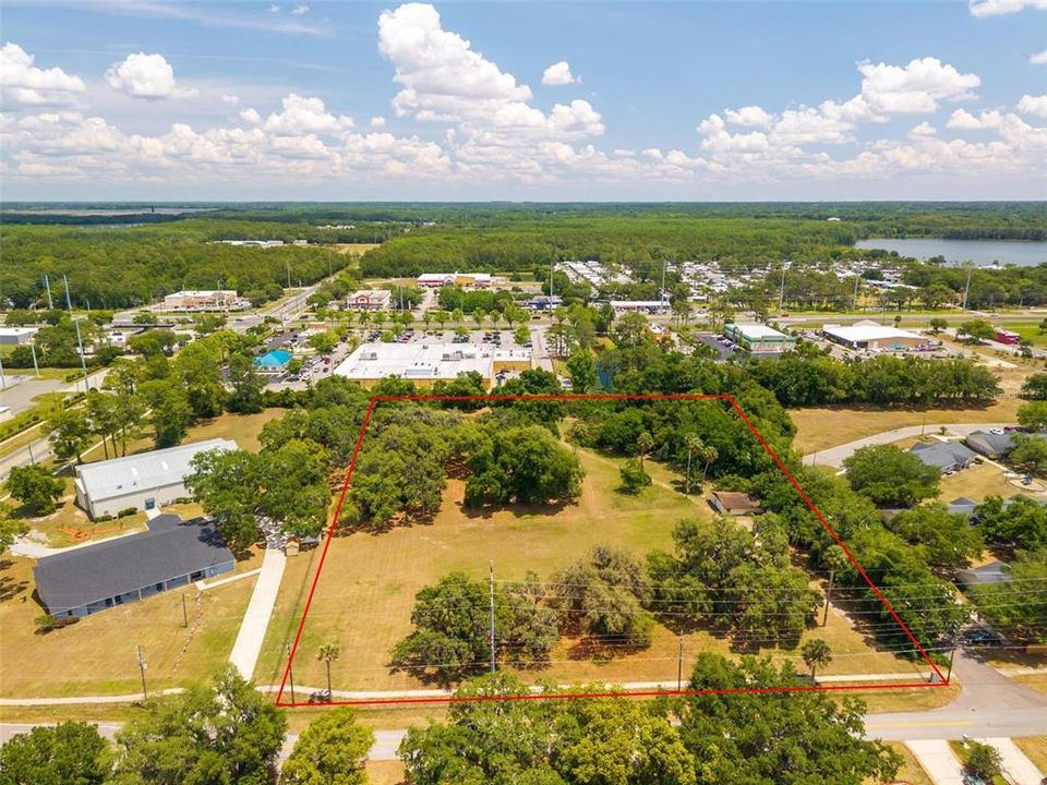 待售: $1,200,000 (4.10 acres)