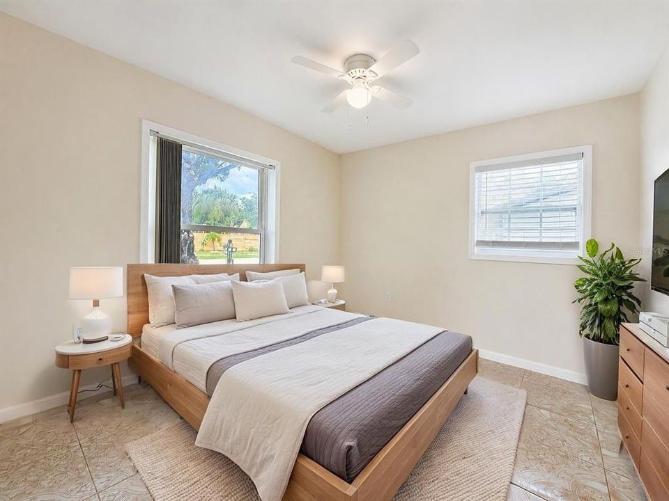 For Rent: $1,900 (3 beds, 1 baths, 1344 Square Feet)