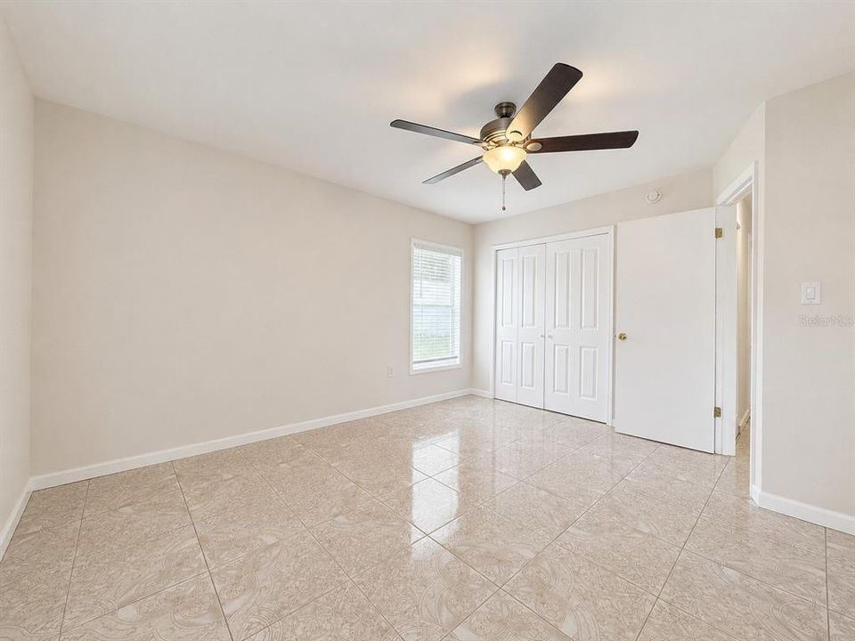 For Rent: $1,900 (3 beds, 1 baths, 1344 Square Feet)