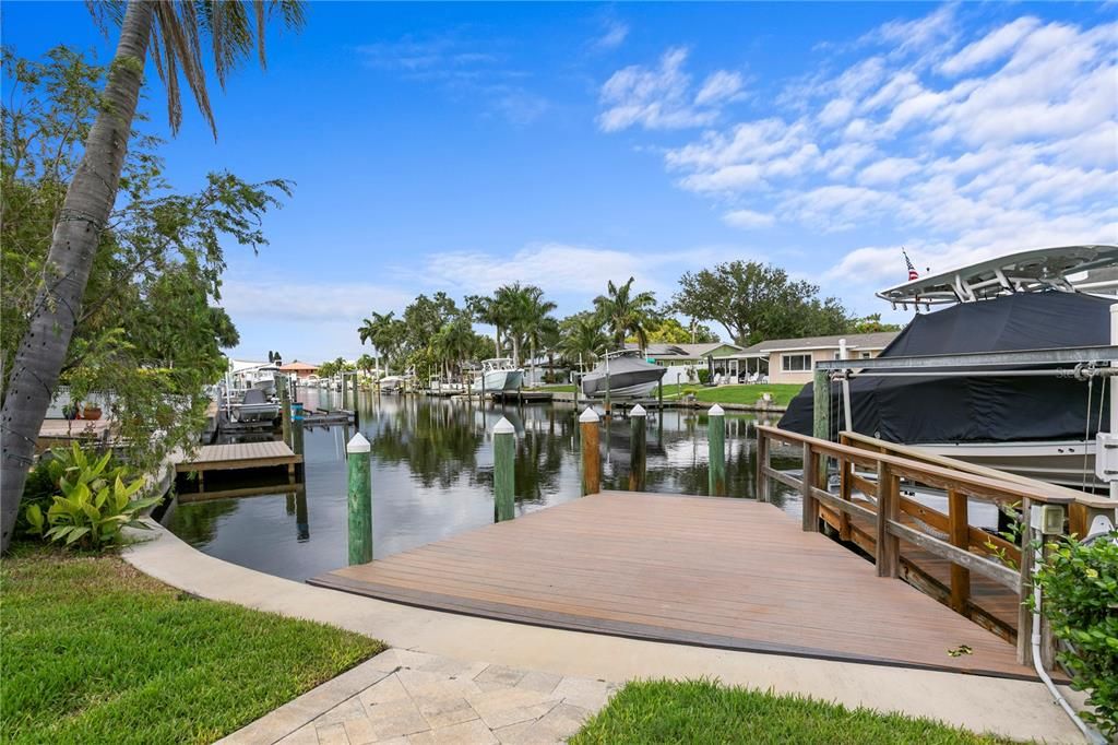 For Sale: $825,000 (3 beds, 2 baths, 1607 Square Feet)